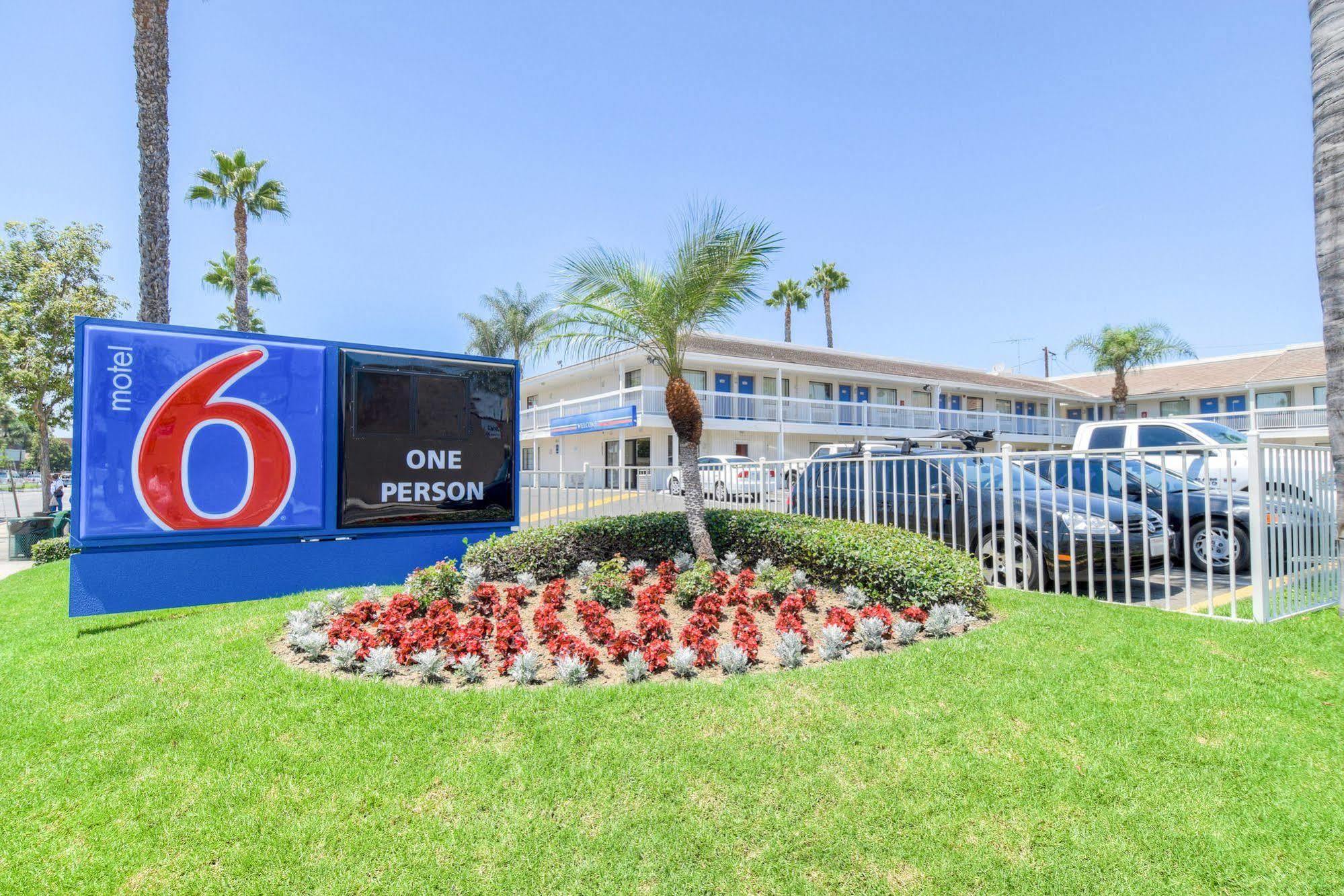 Motel 6-Santa Ana, Ca Bagian luar foto